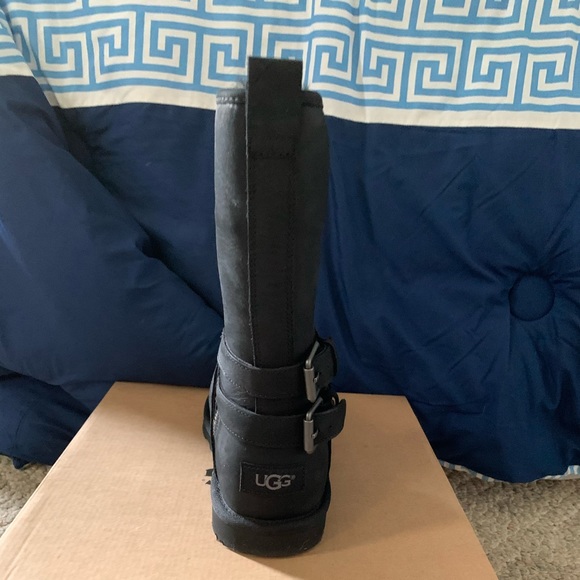 UGG kalia boots - Picture 5 of 6